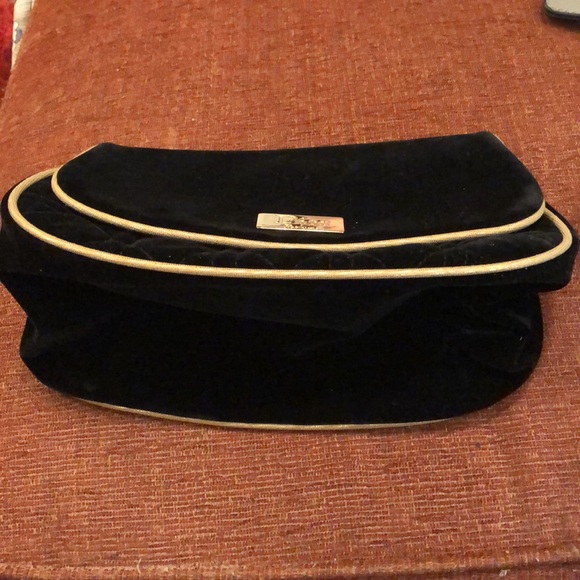 Dior Parfums Black Velvet Clutch - Picture 4 of 10